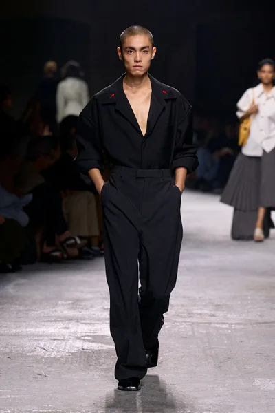 Look 53